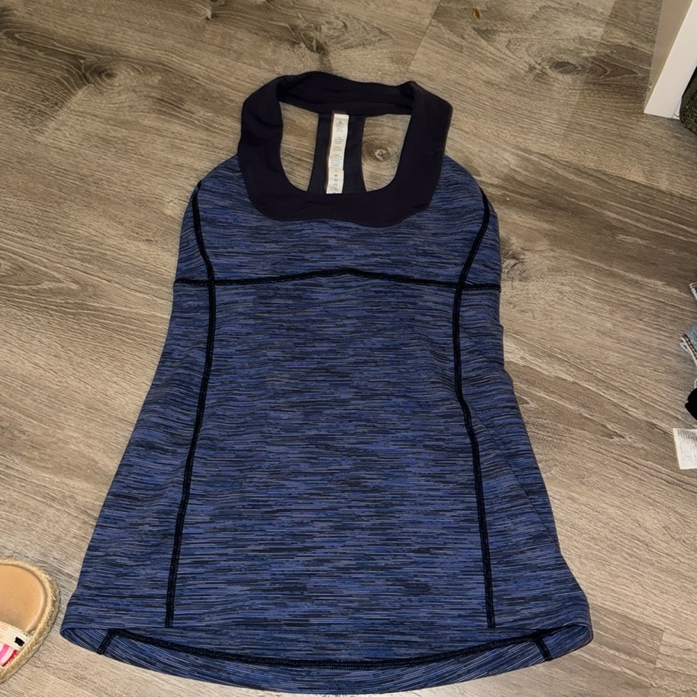 Lulu lemon workout top
